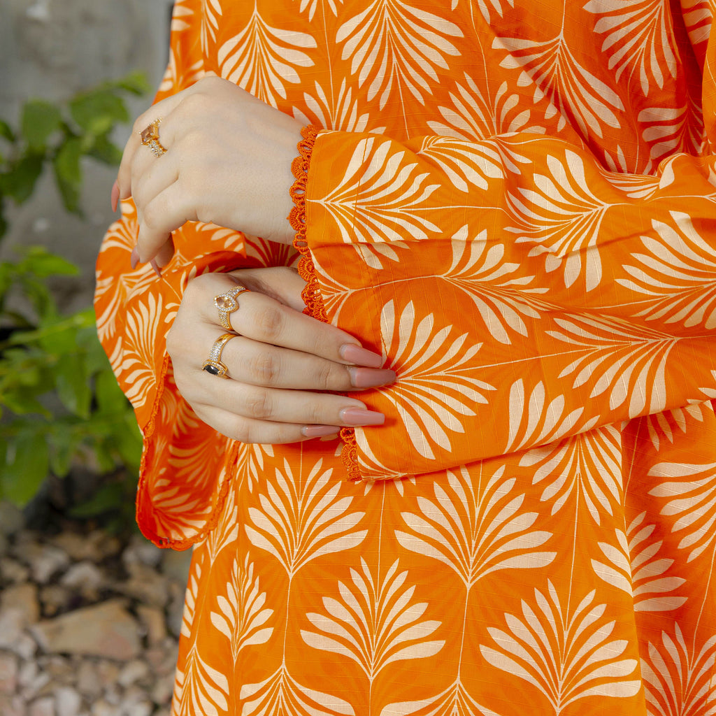 Amber Bloom 3-Piece Suit Stitched